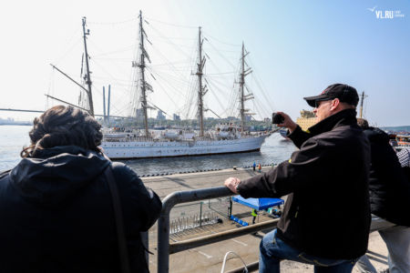 Kaiwo Maru II we Władywostoku