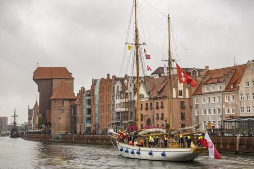 Generał Zaruski wraca do domu po rejsie na Spitsbergen