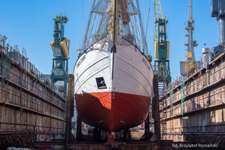 Zawisza Czarny w stoczni Nauta