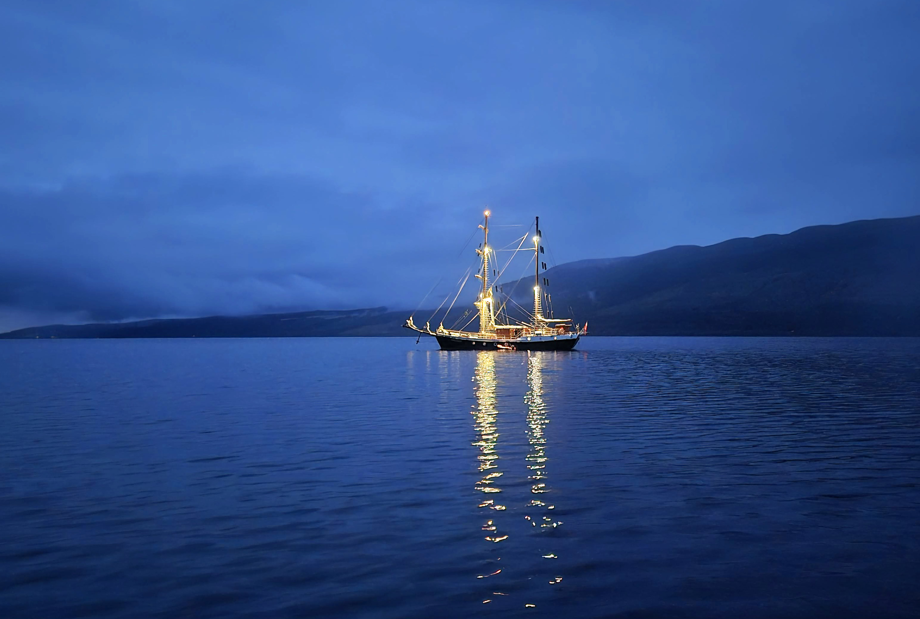 Kapitan Głowacki na Loch Ness